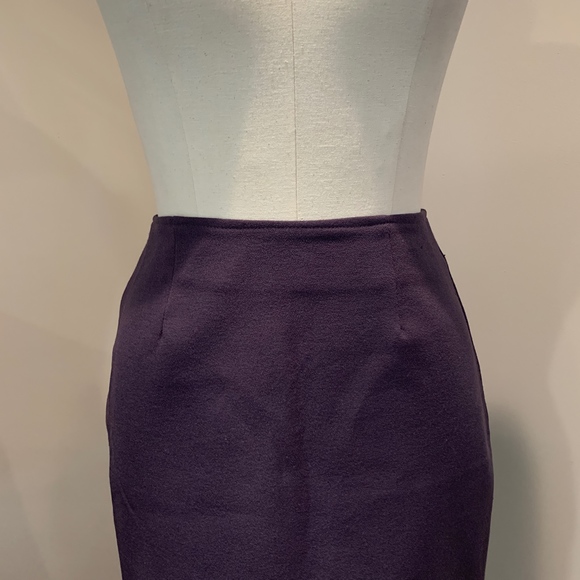 Dark Purple Stretch Crepe Pencil Skirt - Picture 2 of 4